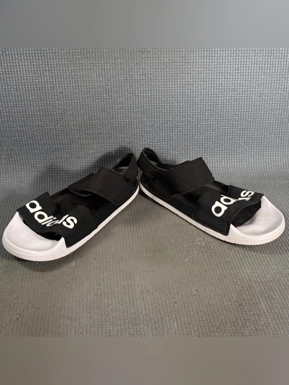 Adidas Adilette Sandals Black White Men’s Size 9